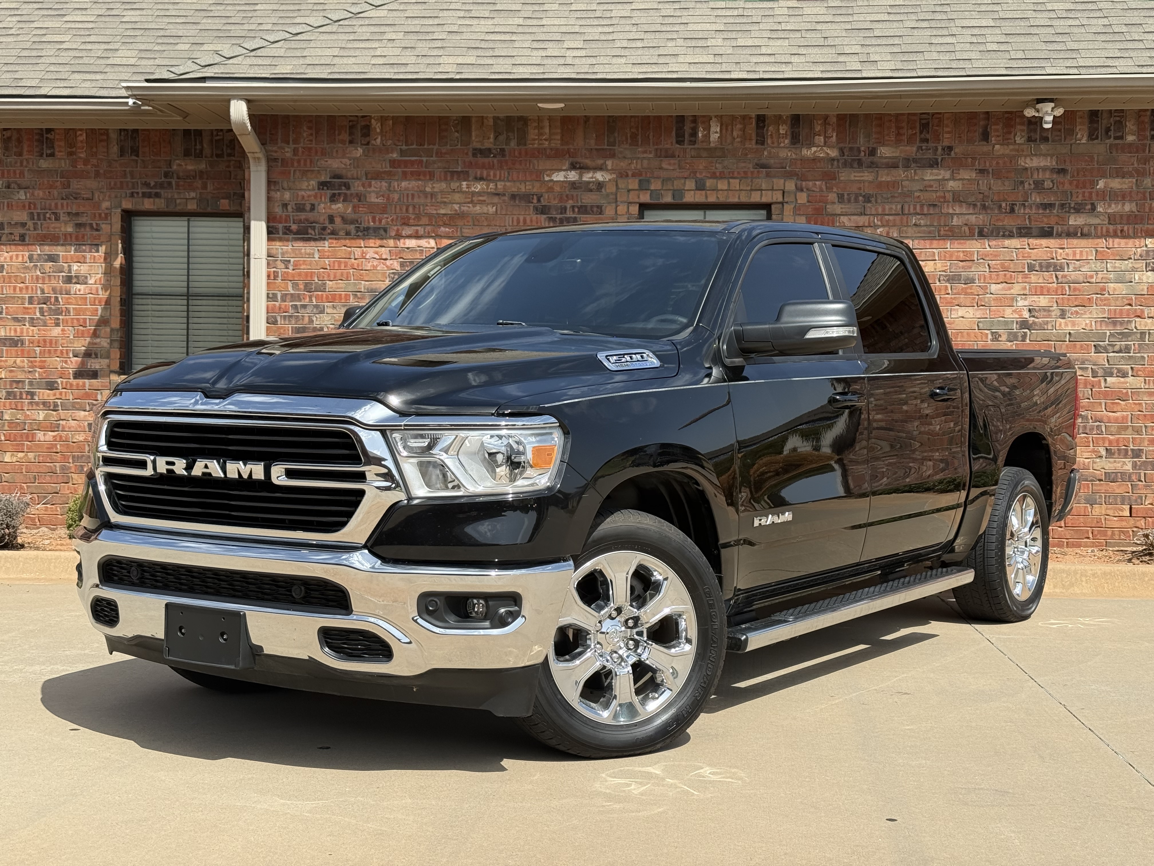 Dodge RAM 1500 BIGHORN 4X4 5'7 BED